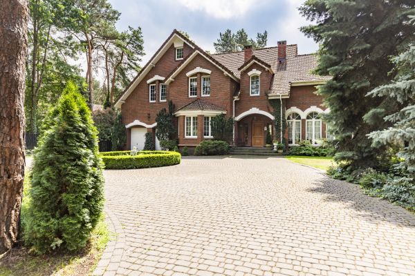 Chipped Pavers Repair